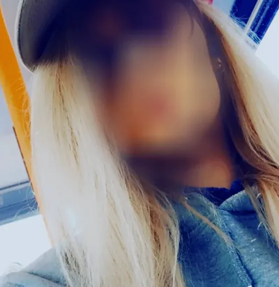 Celine, 28