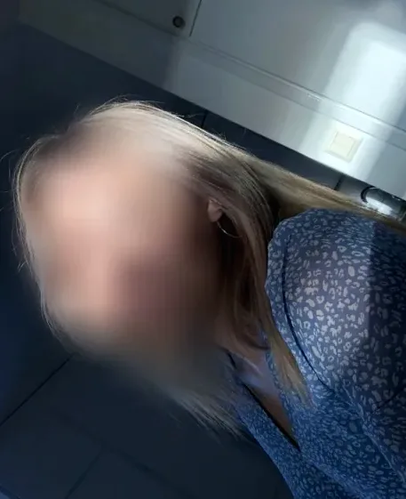 Corinna, 19