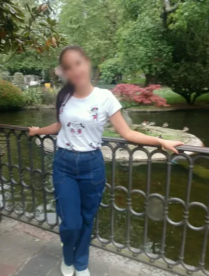 Elena, 22