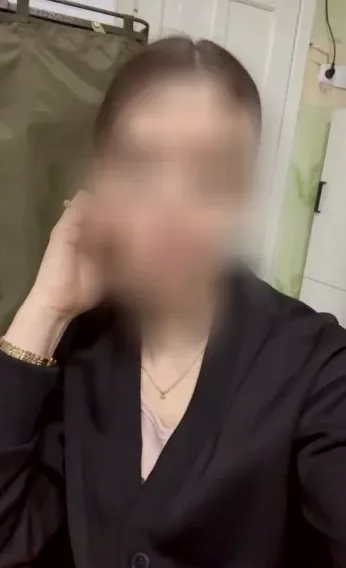 Emily, 26