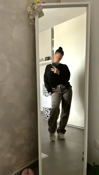 Fabienne, 21