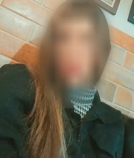 Ivana, 25