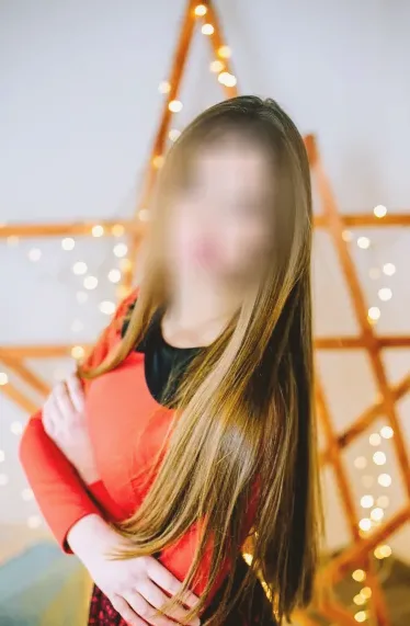 Lena, 28