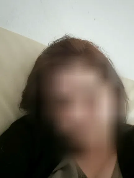 Melanie, 35