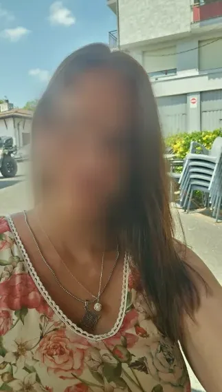 Nicole, 39