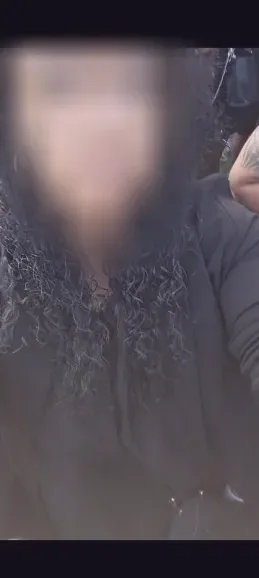 Sarah, 39