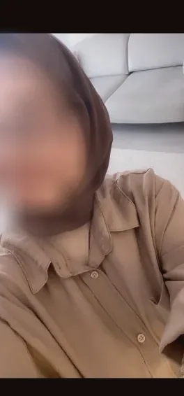 Silvia, 32